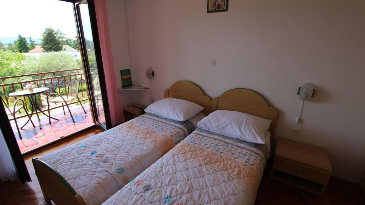 Apartments And Rooms Jelka Malinska Zewnętrze zdjęcie