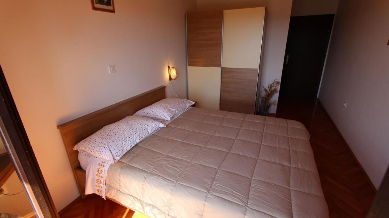 Apartments And Rooms Jelka Malinska Zewnętrze zdjęcie