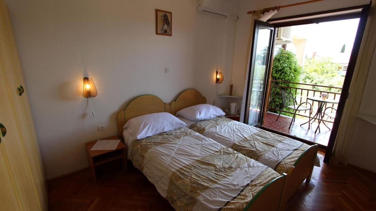 Apartments And Rooms Jelka Malinska Zewnętrze zdjęcie